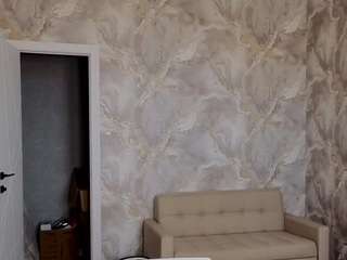 Ester-henderson's cam show statistics and live stream