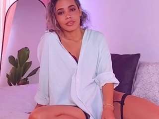 SashaKlein live cam preview