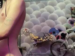 IeshaMatsuda live cam preview