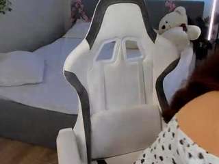 lisaaxfox