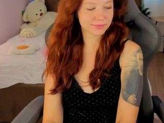lisaaxfox