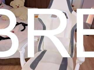 lisaaxfox