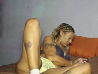 mistressofdesir live cam preview