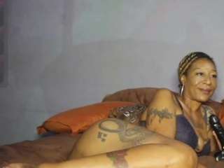 mistressofdesir live cam preview