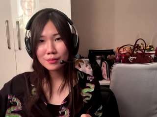 Lola live webcam show