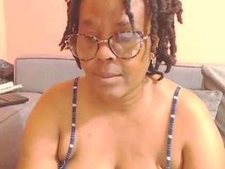 EbonyBoobsMilk