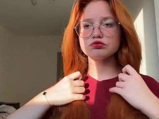 Gwenheart's cam show statistics and live stream