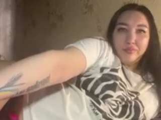 HotBestia live webcam show