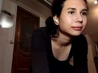 Molly live webcam show
