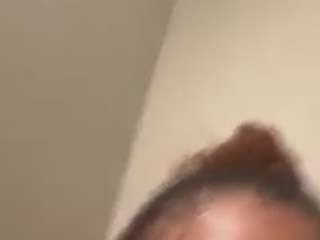 juicybuttk live webcam show