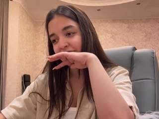 MitsuePyne live webcam show