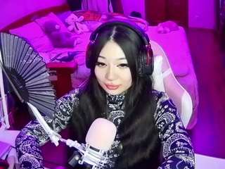 Sukkubushka live webcam show
