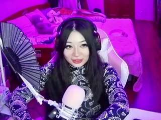 Sukkubushka live webcam show
