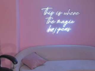 ViolettMonroe live webcam show
