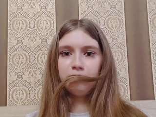 KarriRuffcorn live webcam show