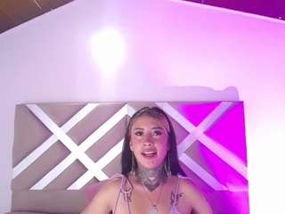 Milany-cute live webcam show