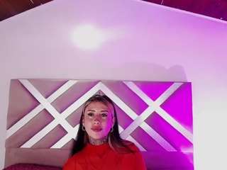 milany-cute Live Webcam on CamSoda