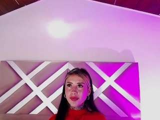 Milany-cute live webcam show