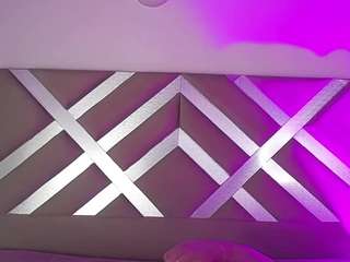 Milany-cute live cam