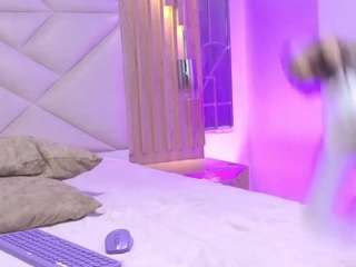 Milany-cute live cam preview