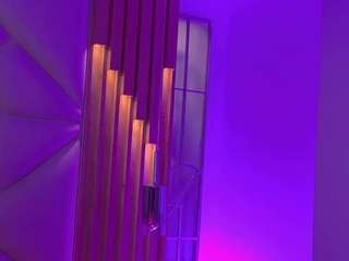 milany-cute's live room