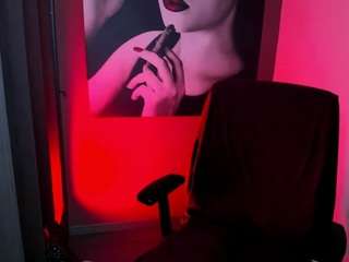 QueenOfHaze live webcam show