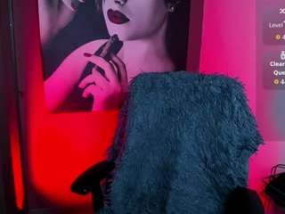 QueenOfHaze live cam preview