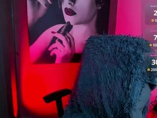 QueenOfHaze live cam preview