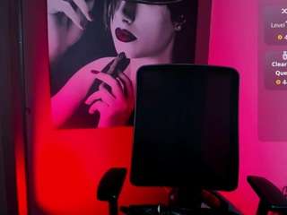 QueenOfHaze live cam preview