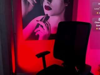 QueenOfHaze live cam preview
