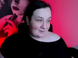 QueenOfHaze live cam preview