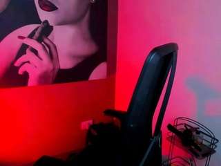 QueenOfHaze live cam preview