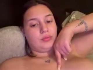 Live cam show with LeeaMiruu