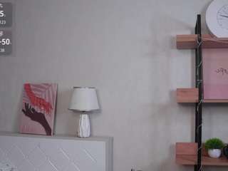 MadelineBerkhalter live cam preview