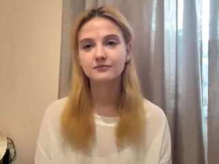 RayTopp live cam on CamSoda