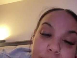 Phatpussyredbone's cam show statistics and live stream