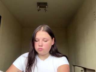 roxyfragmin's live room