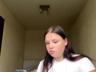 roxyfragmin's live room