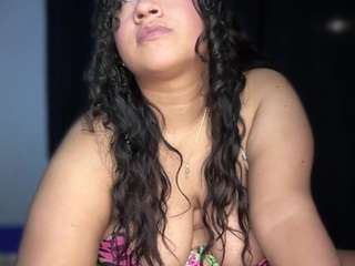 Big_boobs_lau