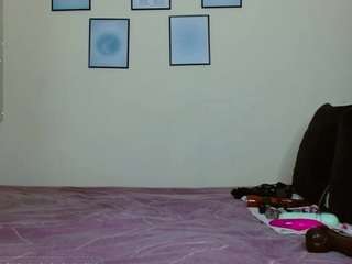 AlanaBest79