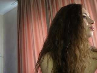 Christynne live cam preview