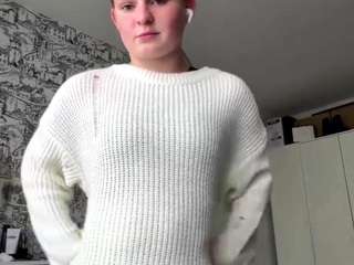 Stacy live cam preview