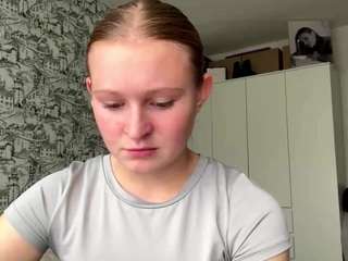 Stacy live cam preview