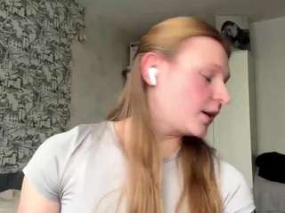 Stacy live cam preview