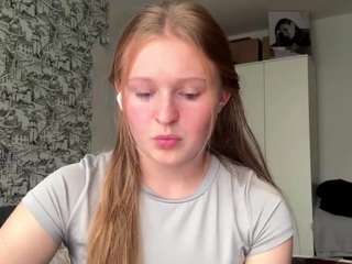 Stacy live cam preview