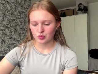 Stacy live cam preview