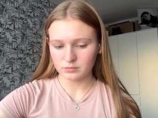 Stacy live cam preview