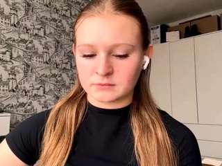 Stacy live cam preview