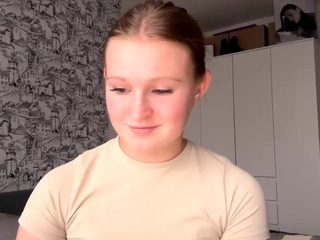 Stacy live cam preview