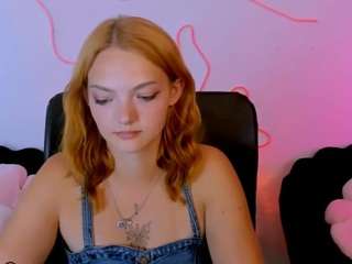 melody-sky Live Webcam on CamSoda